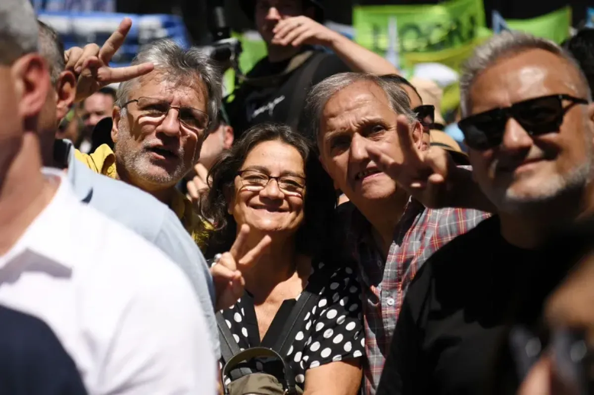 Lucía Corpacci  y Guillermo Andrada votaron a favor del fuerte aumento a Senadores
