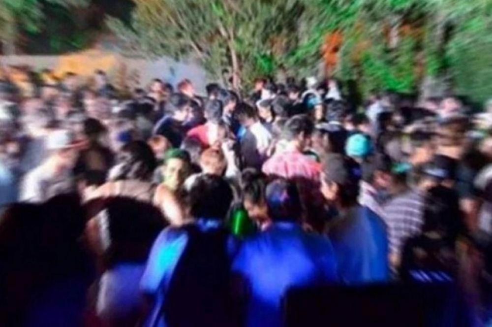 Nuevas medidas: Suspenderán a empleados Públicos que participen de fiestas clandestinas