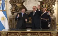 El Presidente le tomó juramento a Guillermo Francos como nuevo jefe de Gabinete