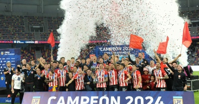 Estudiantes se coronó campeón de la Copa de la Liga al vencer a Vélez por penales