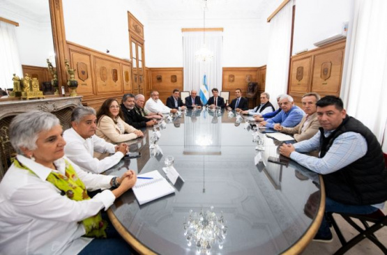 El Gobierno busca neutralizar el paro de la CGT