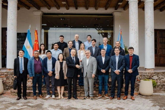 El Gobierno busca mejorar la exportación de fibra de Vicuña con China