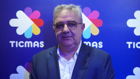 Jalil participó de la feria del libro y destacó cambios del sistema educativo