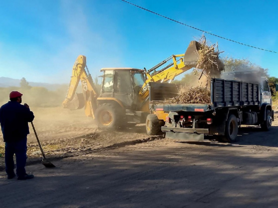 Piden a vecinos que eviten arrojar residuos en espacios públicos