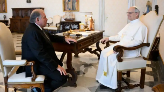 El papa recibió a Gerardo Werthein y Sandra Pettovello en una audiencia privada