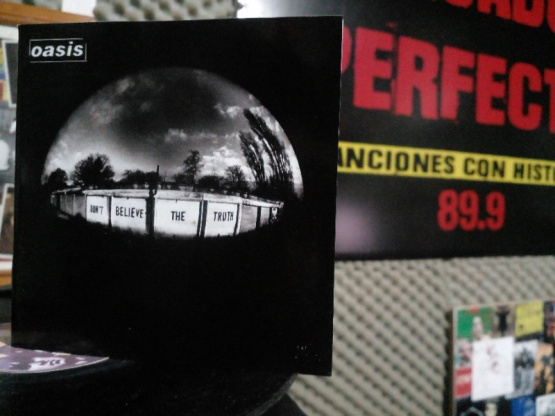El día que Oasis recuperó su esencia y regresó con un álbum revolucionario