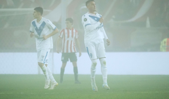 Vélez le ganó 2-0 a Estudiantes y se consagró campeón de la Supercopa Internacional