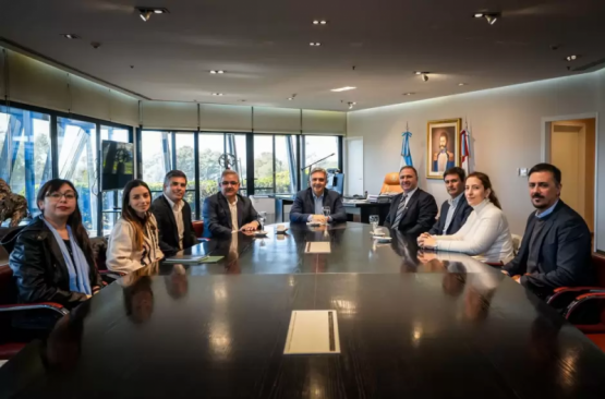 Jalil y Llaryora acuerdan impulsar proyectos conjuntos en educación