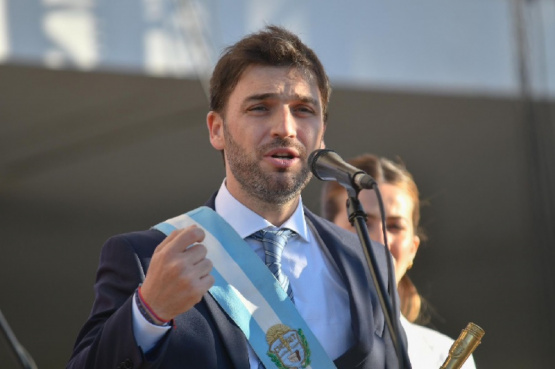 Torres anticipa un bloque de 20 senadores y asegura que serán la opción presidencial en 2027