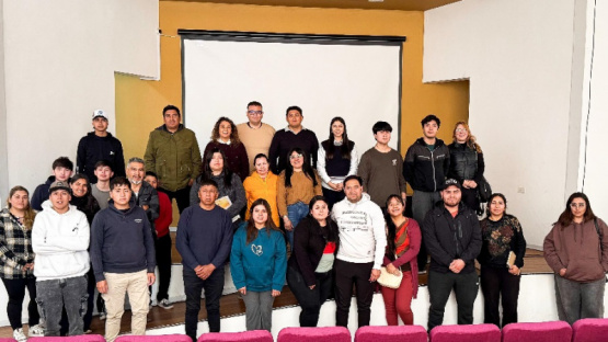 Emprendedores se capacitan en comercio exterior