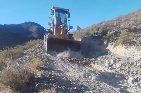 El gobierno colaborará con la apertura de una huella para la termas Los Hornos