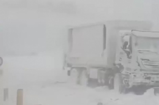 Rigen alertas por tormentas y nevadas en varias provincias del país